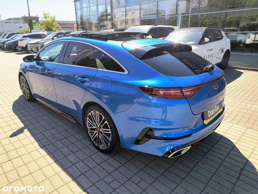 Kia ProCeed - 4