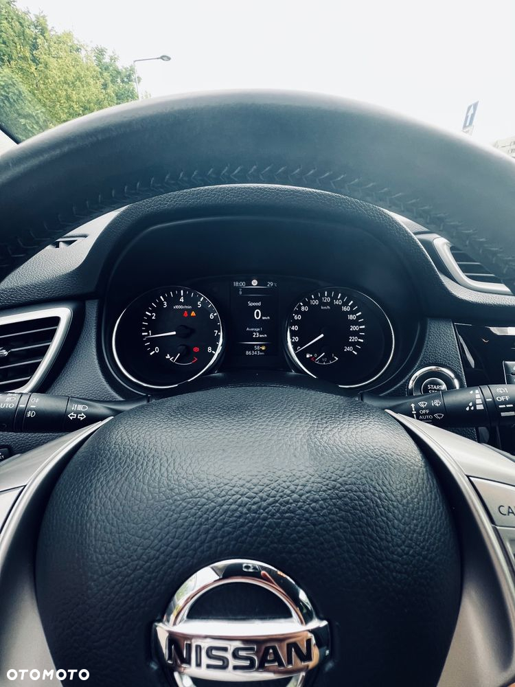 Nissan Qashqai 1.2 DIG-T N-Connecta EU6 - 8