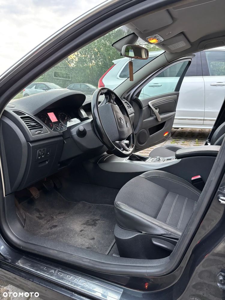Renault Laguna 1.5 dCi Expression - 8