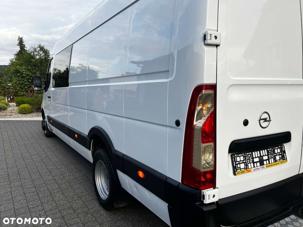 Opel Movano Max 9 osobowy - 11