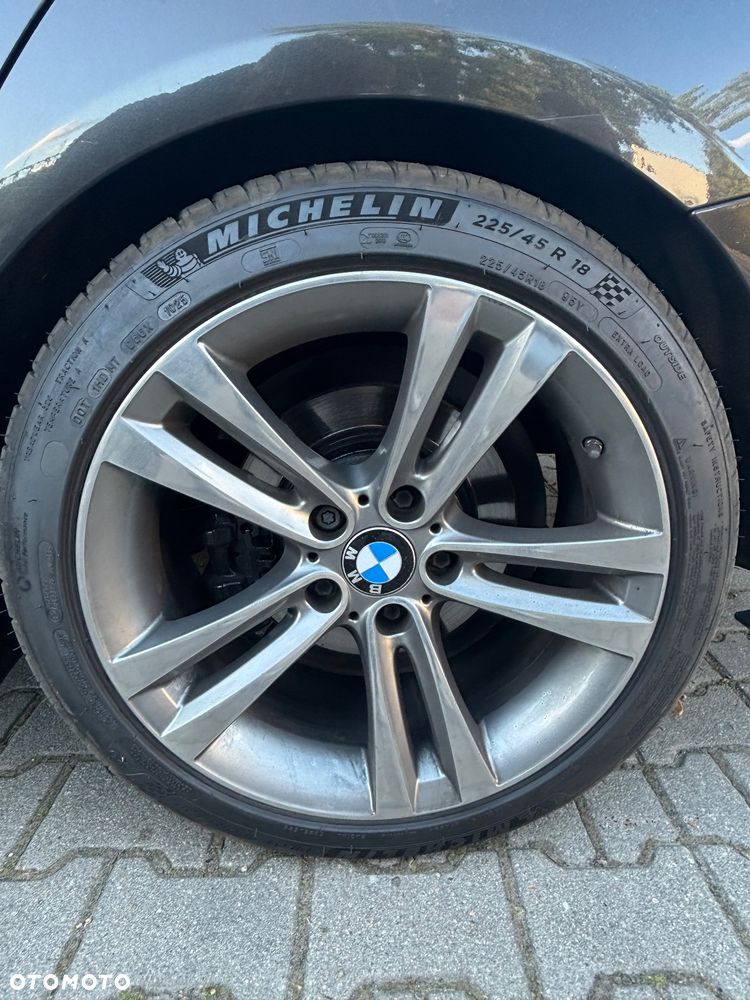 BMW Seria 3 320d - 11