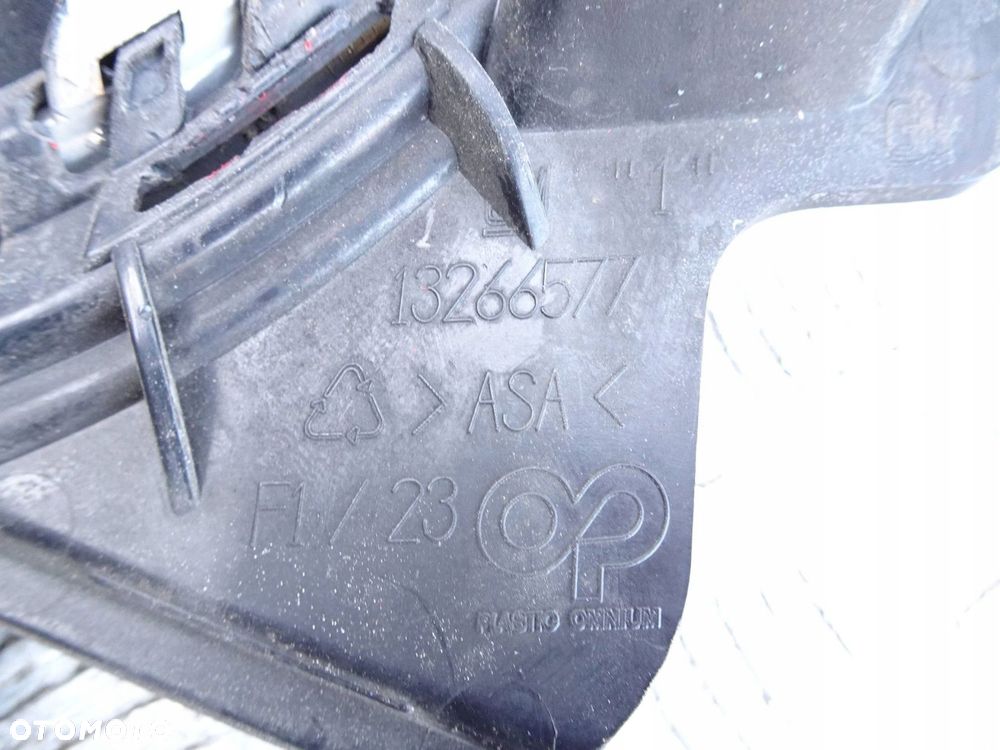 atrapa chłodnicy grilla opel astra j - 10