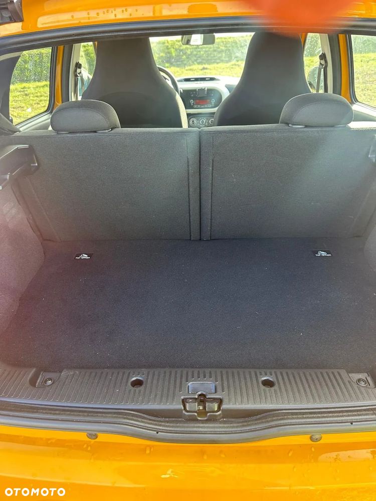 Renault Twingo SCe 75 INTENS - 18