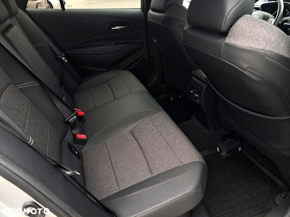 Toyota Corolla 1.8 Hybrid Style - 8