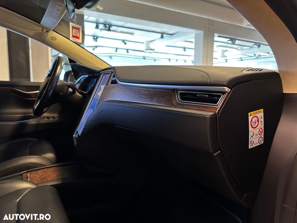 Tesla Model X Long Range - 13
