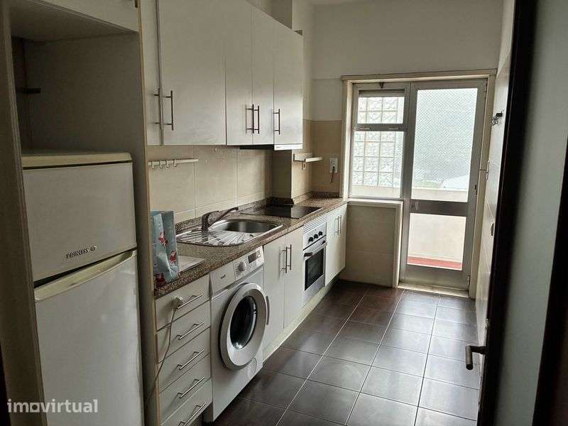 T2+1 | Rua Antero de Quental - Porto - Grande imagem: 3/10