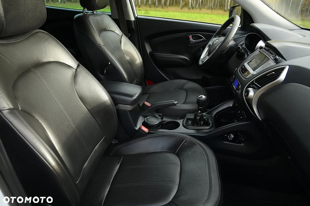 Hyundai ix35 2.0 CRDi 4WD Premium - 17