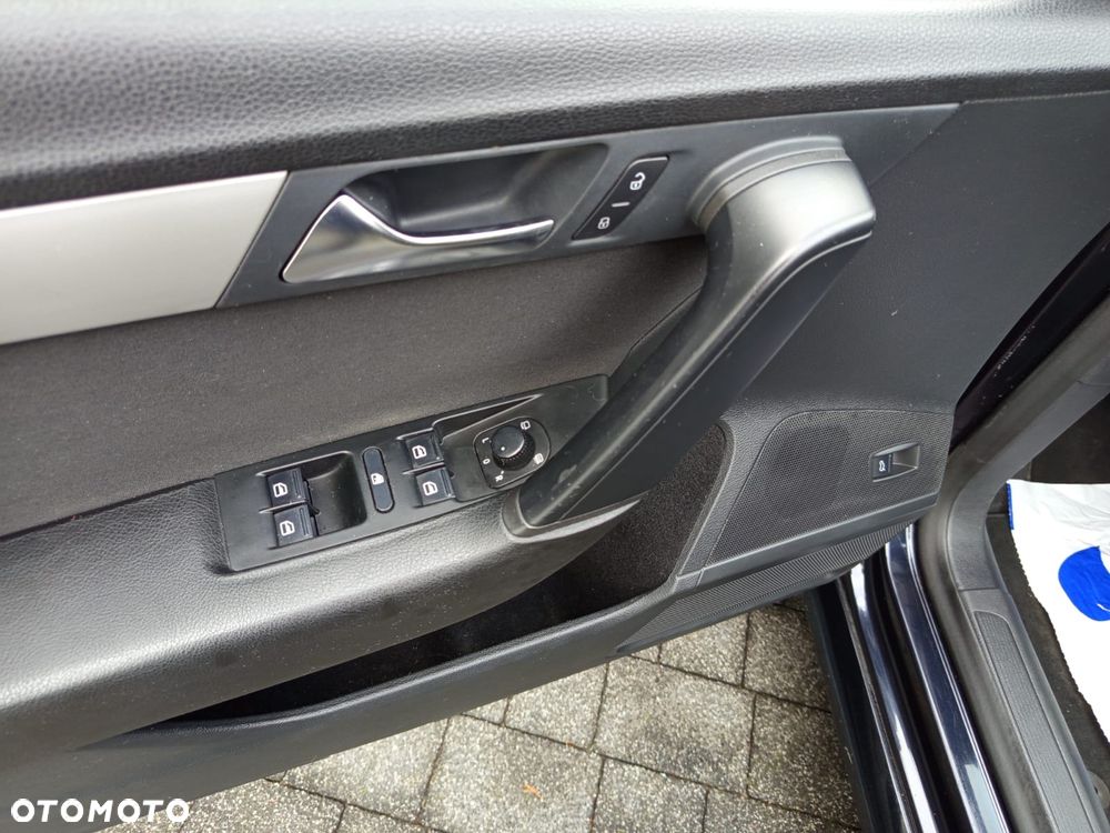 Volkswagen Passat Variant 2.0 TDI Comfortline - 18