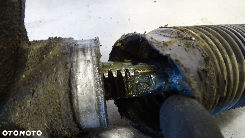 MAGLOWNICA ZE WSPOMAGANIEM FORD C-MAX MK1 LIFT 1.6 3M51-3A500-AR - 3