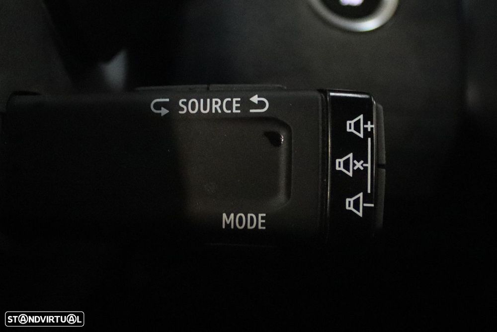 Renault Clio 1.0 TCe Techno Bi-Fuel - 19