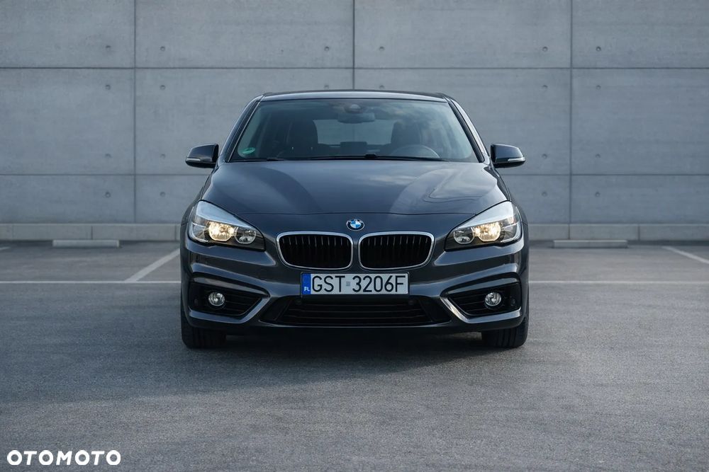 BMW Seria 2 218i - 2
