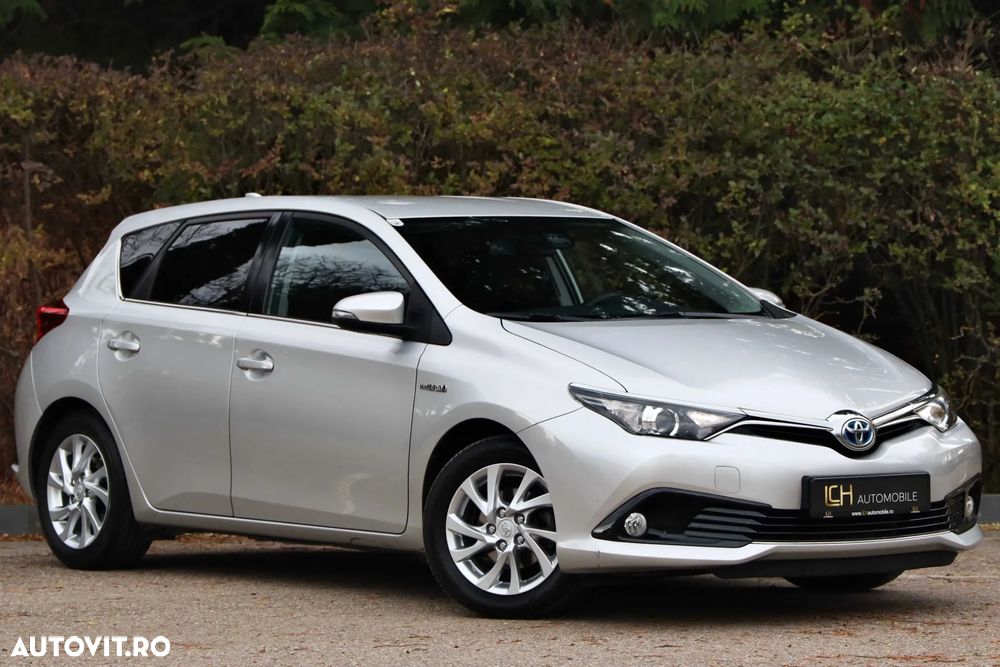 Toyota Auris 1.8 L VVT-i Hybrid Luna - 2