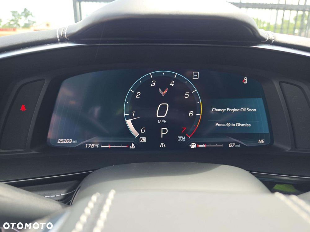 Chevrolet Corvette Stingray 3LT 6.2 V8 Automatik - 6