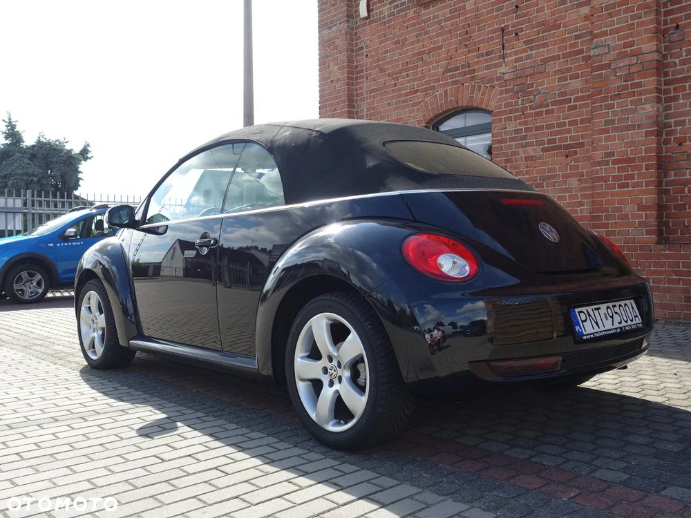 Volkswagen New Beetle Cabriolet 1.8 - 9