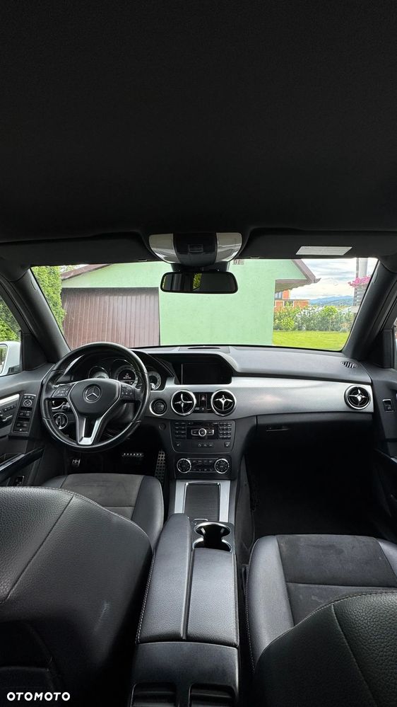Mercedes-Benz GLK 350 4-Matic - 10