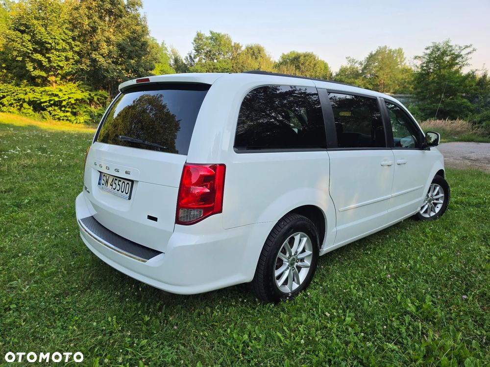 Dodge Grand Caravan - 6