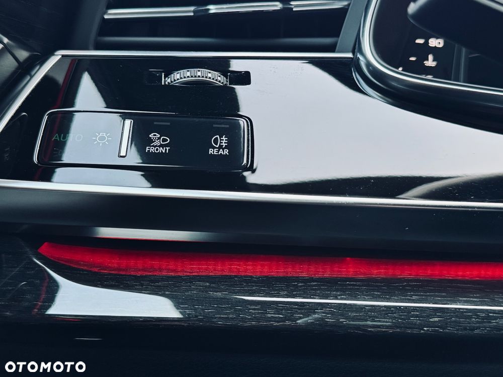 Audi Q8 50 TDI quattro tiptronic - 27