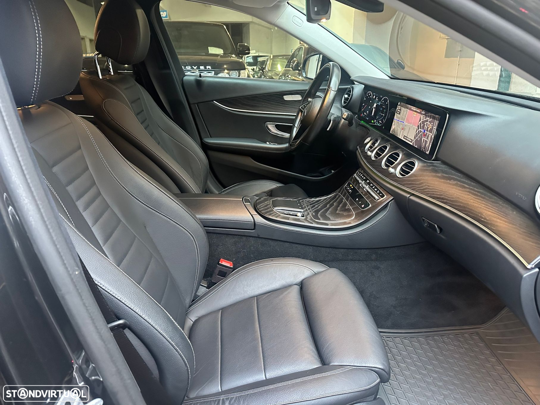 Mercedes-Benz E 300 de Avantgarde 4Matic - 13