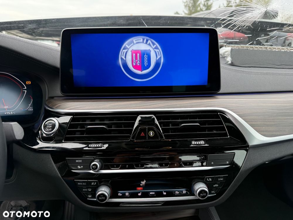 BMW Seria 5 530d xDrive Luxury Line - 22