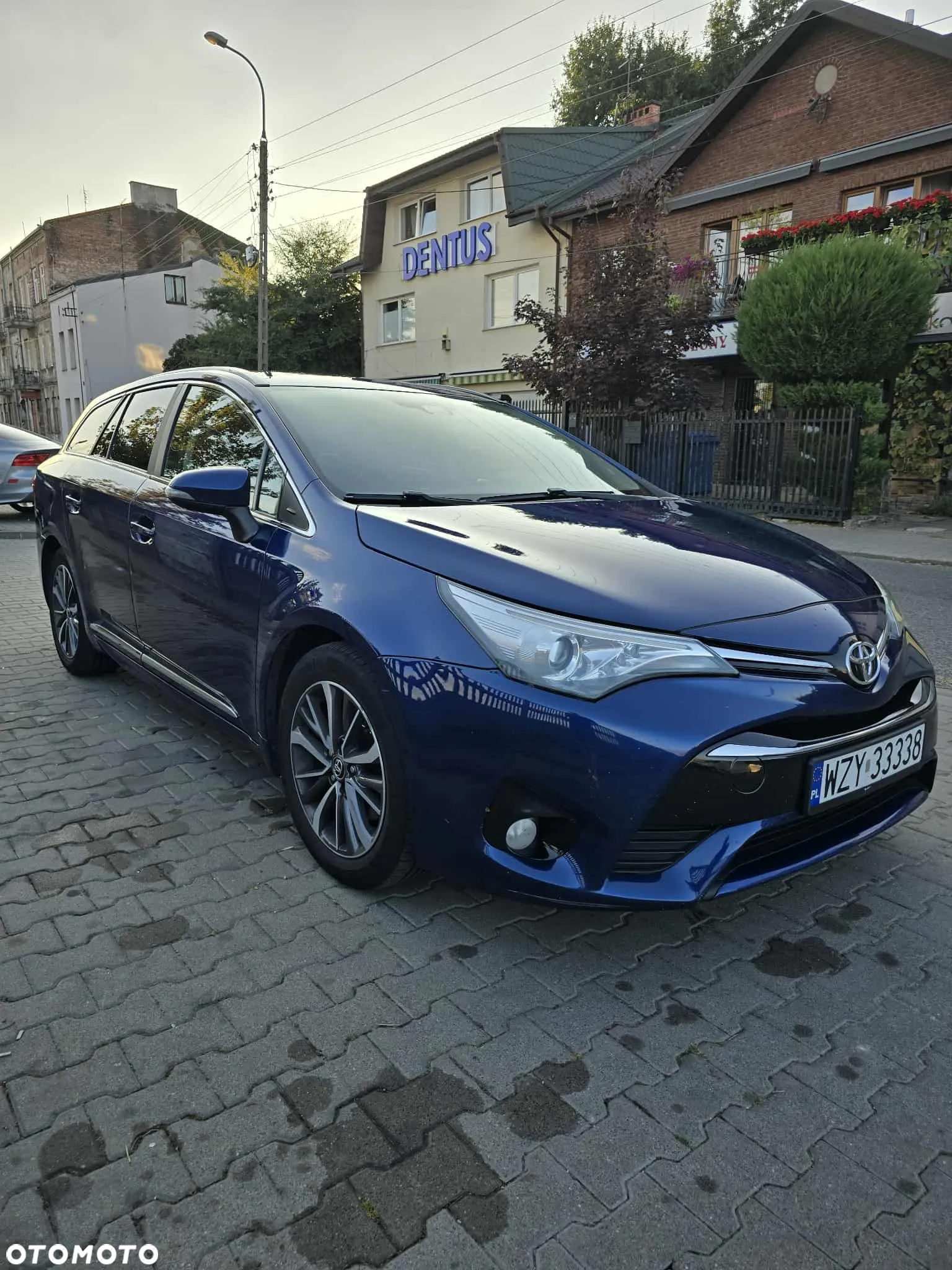 Toyota Avensis - 6