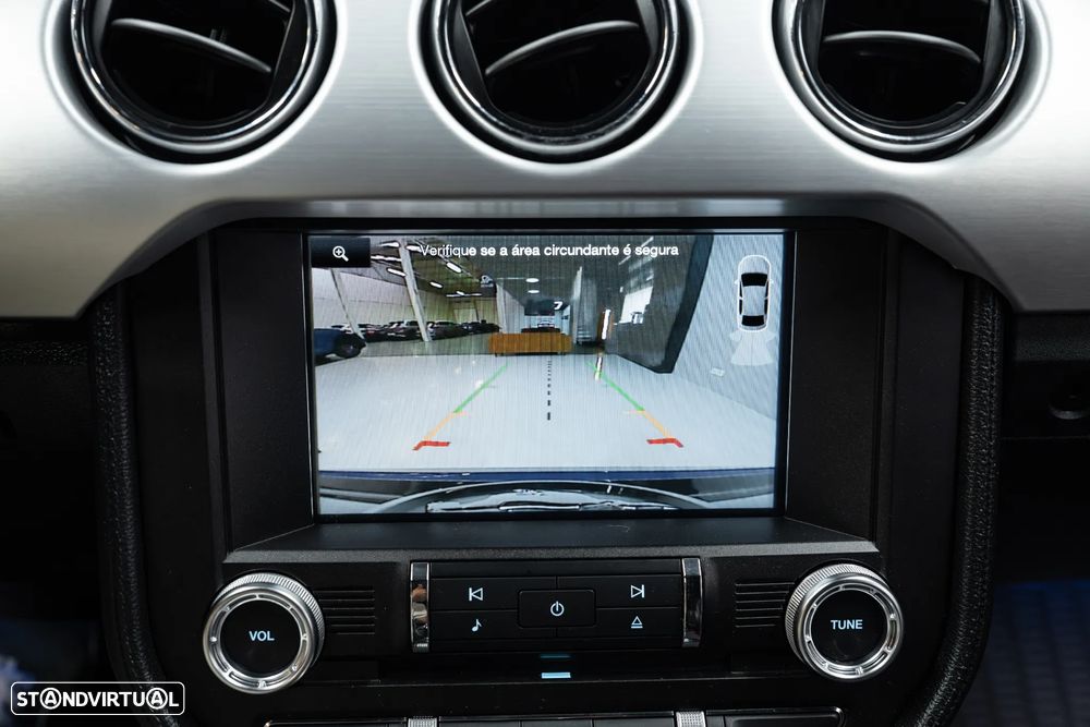 Ford Mustang 2.3i EcoBoost - 34