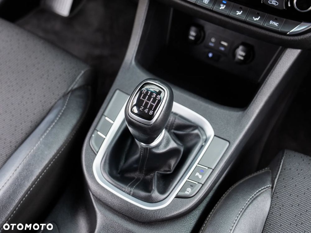 Hyundai i30 1.4 T-GDI Premium - 38