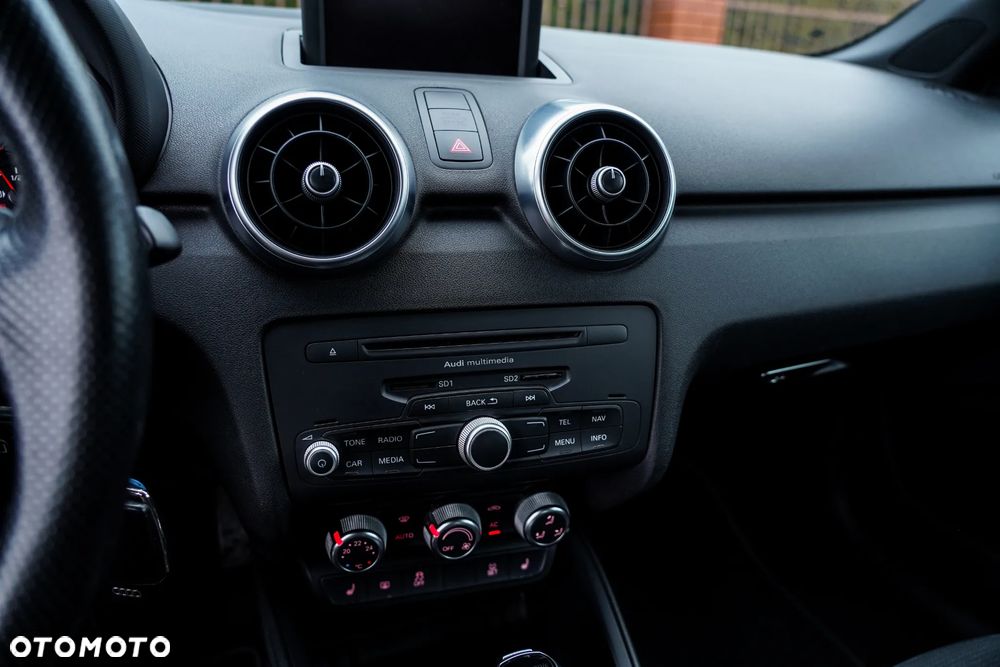 Audi A1 Sportback 1.4 TFSI S tronic S line Sportpaket - 36