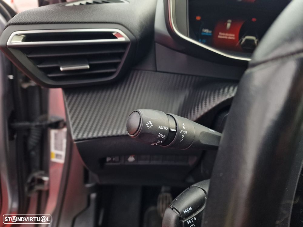 Peugeot 2008 1.5 BlueHDi Allure - 18