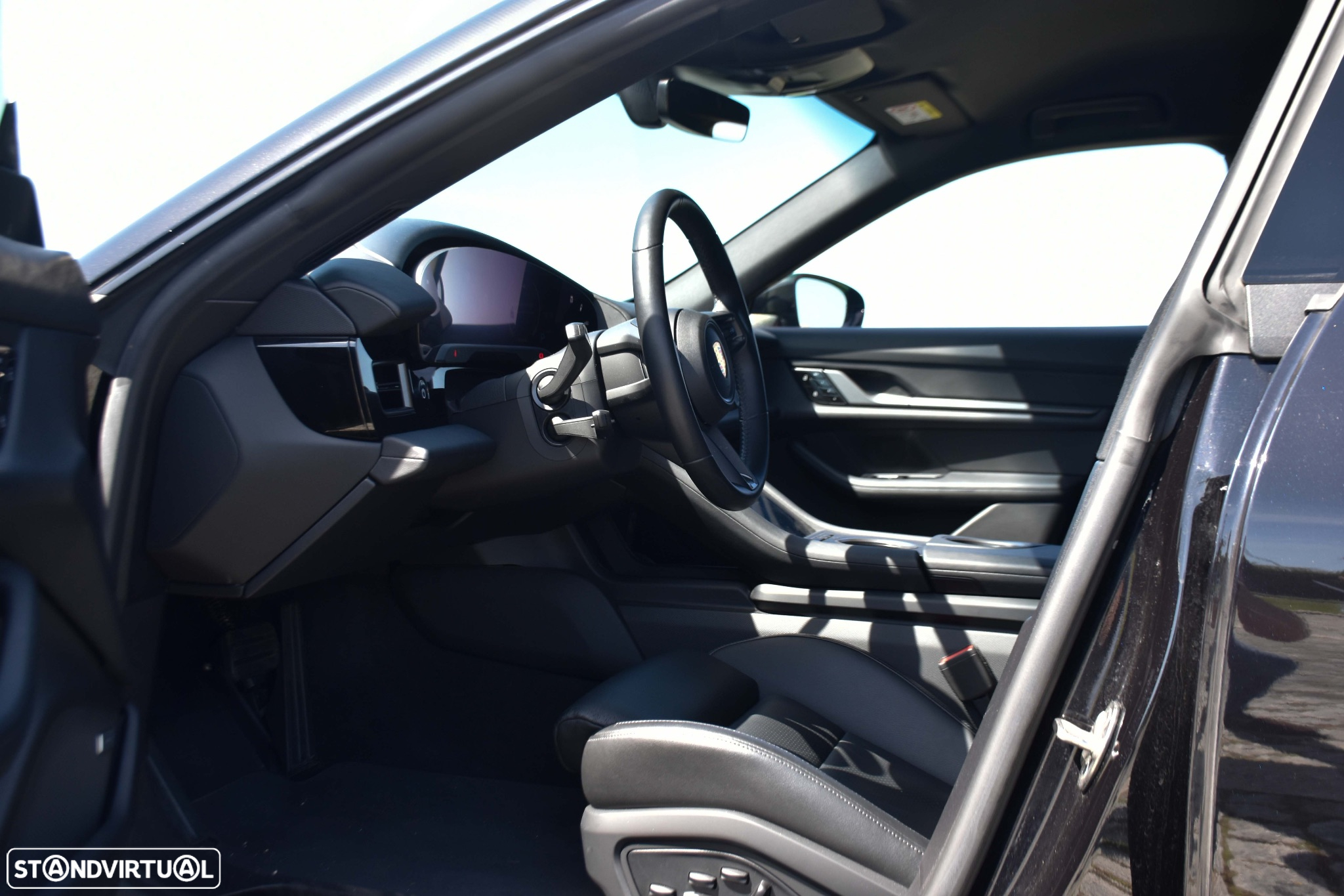 Porsche Taycan Cross Turismo 4S - 21