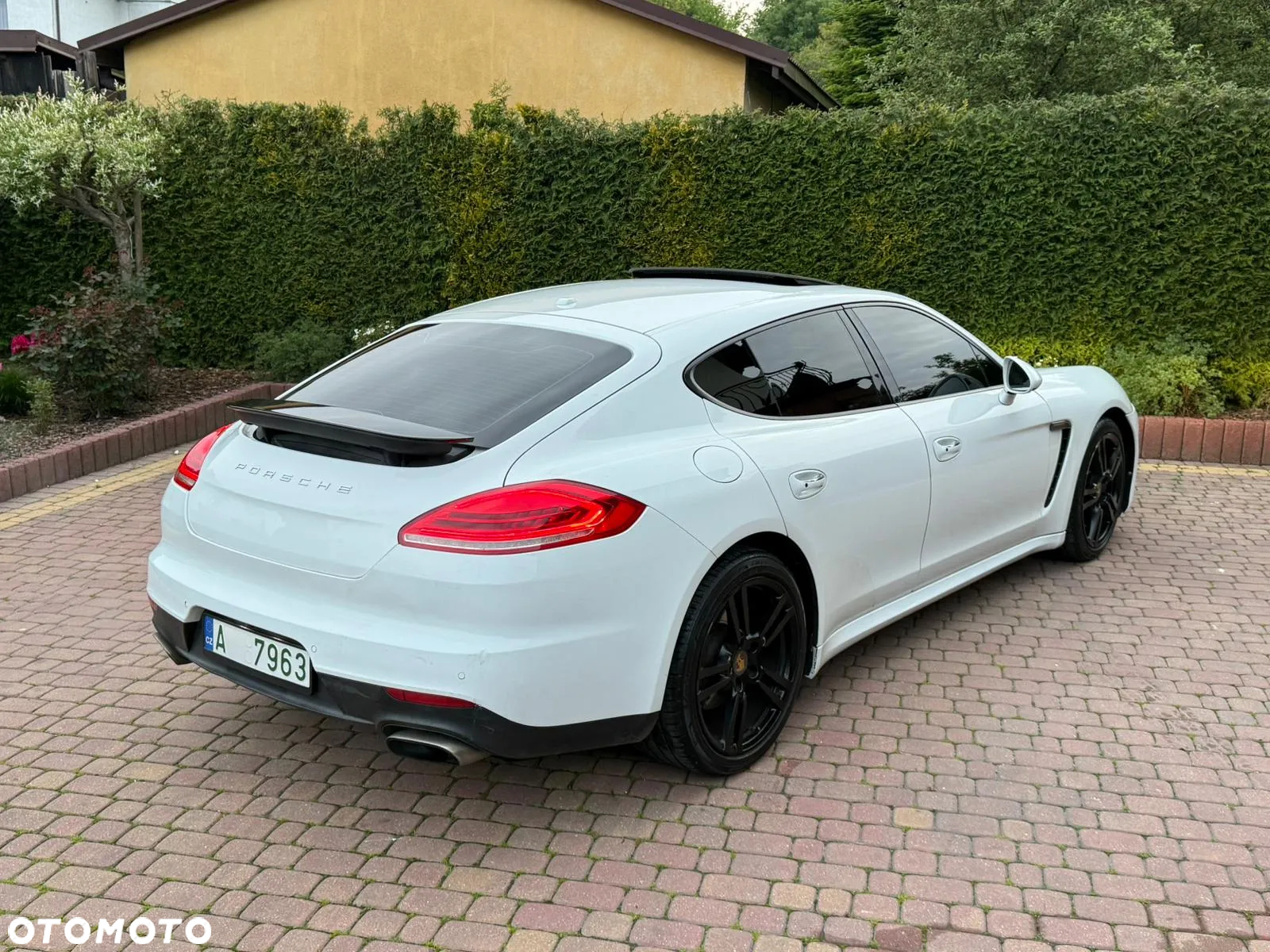 Porsche Panamera PDK - 8