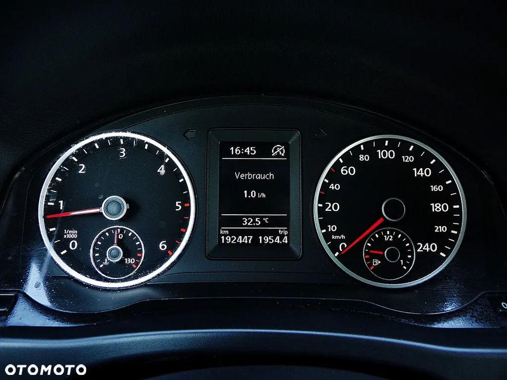 Volkswagen Tiguan 2.0 TDI DPF BlueMotion Technology Freestyle - 27
