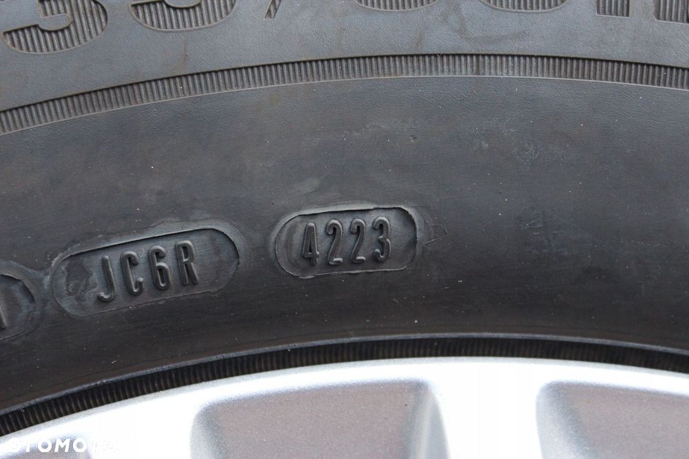 4x 235/65R17 DUNLOP WINTER SPORT 5 SUV 108V XL 23r 8mm - 7