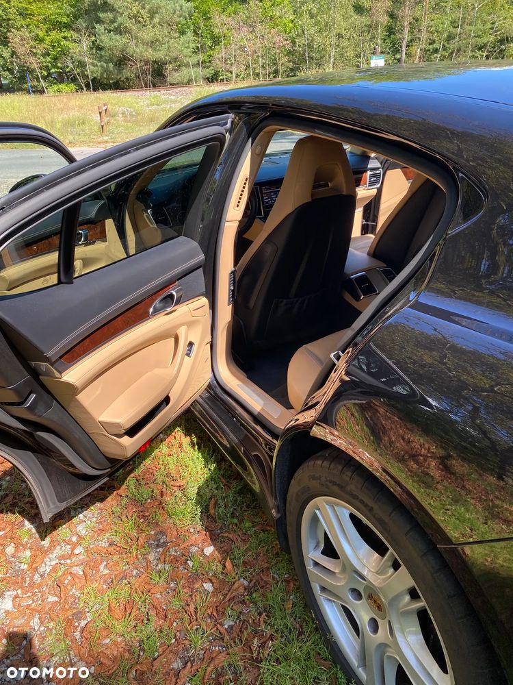 Porsche Panamera Diesel Platinum Edition - 26