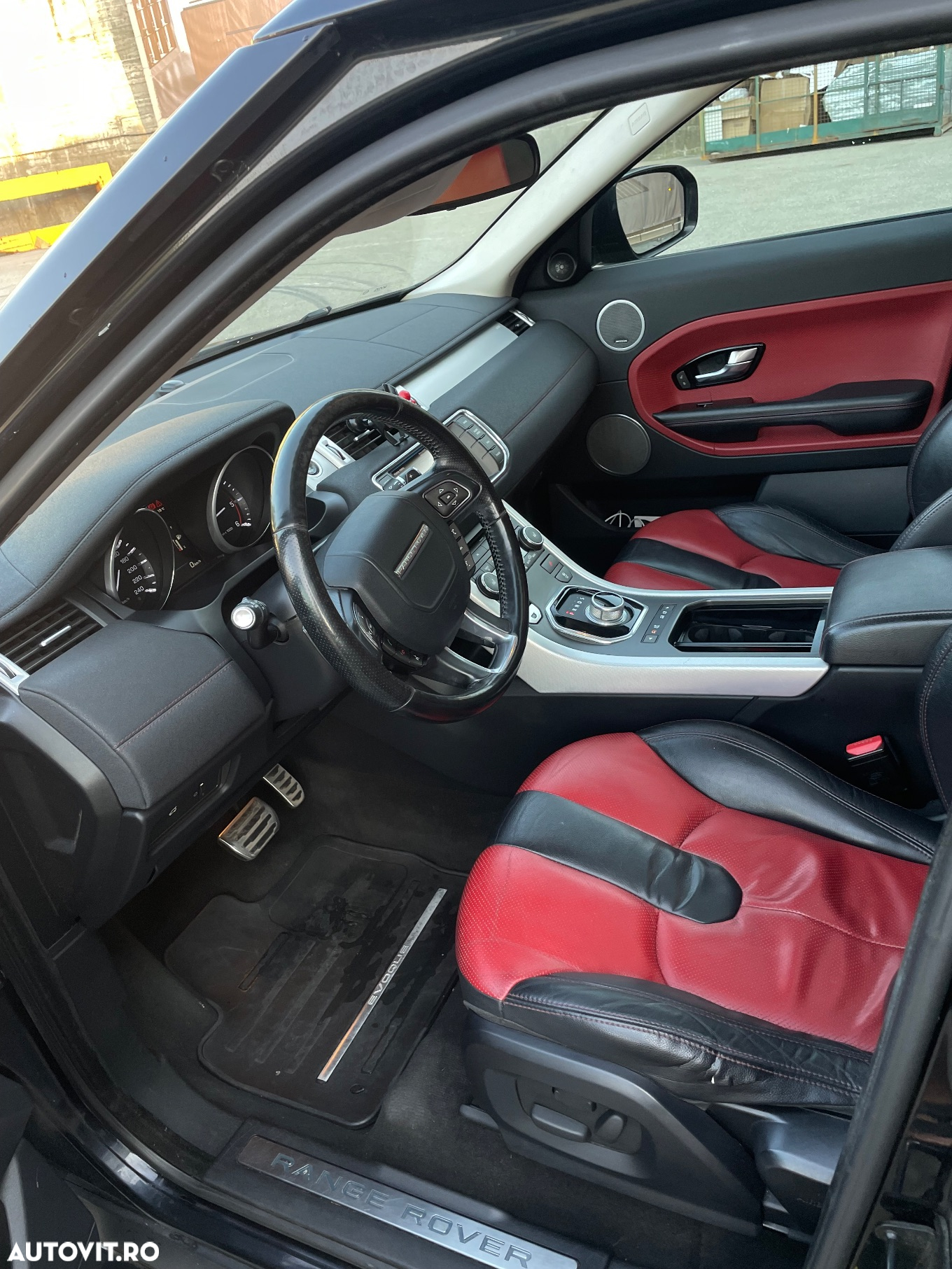 Land Rover Range Rover Evoque - 9