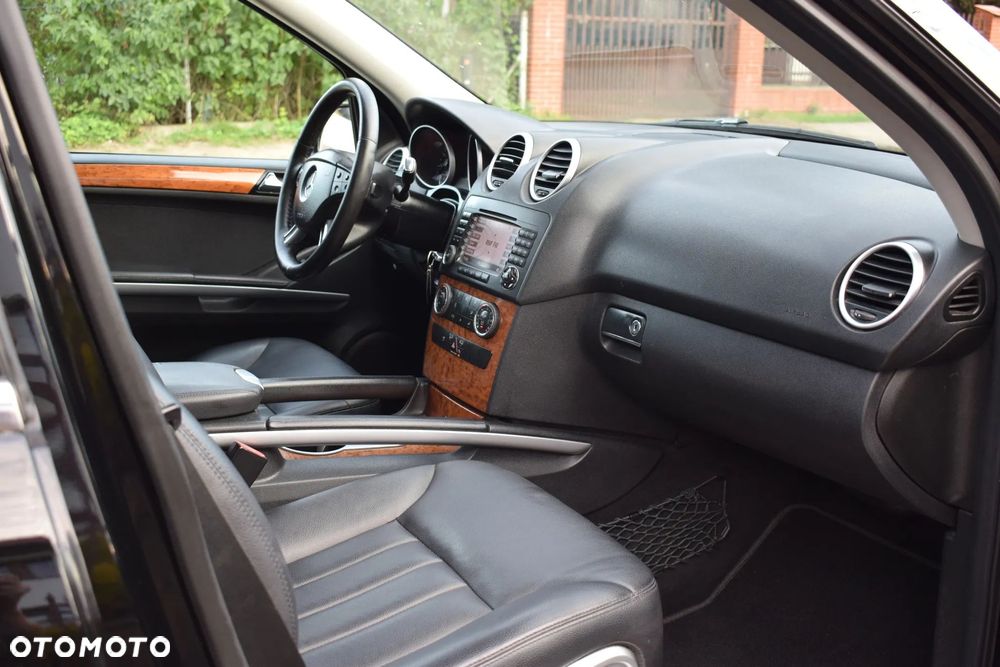 Mercedes-Benz ML 320 CDI 4-Matic - 12