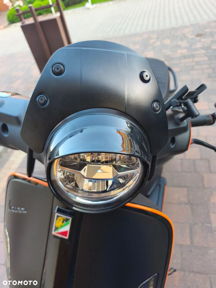 Vespa GTS - 7