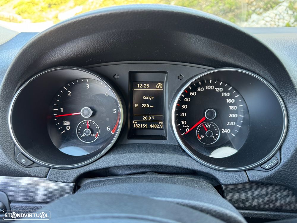 VW Golf Variant 1.6 TDi DPF BlueMotion Style - 11