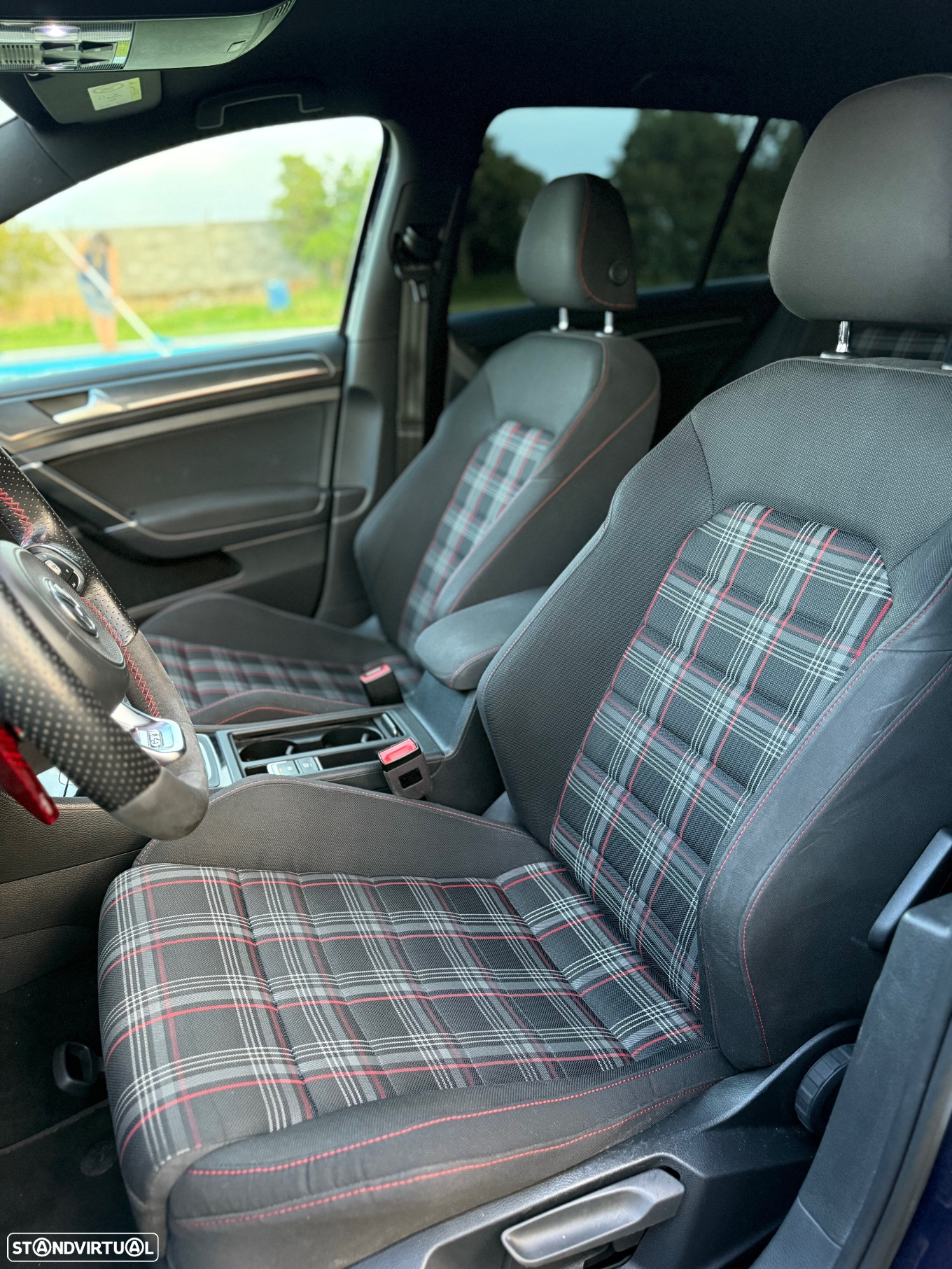 VW Golf 2.0 TSi GTi DSG Performance - 14