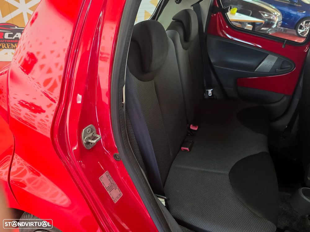 Toyota Aygo 1.0 + AC - 21