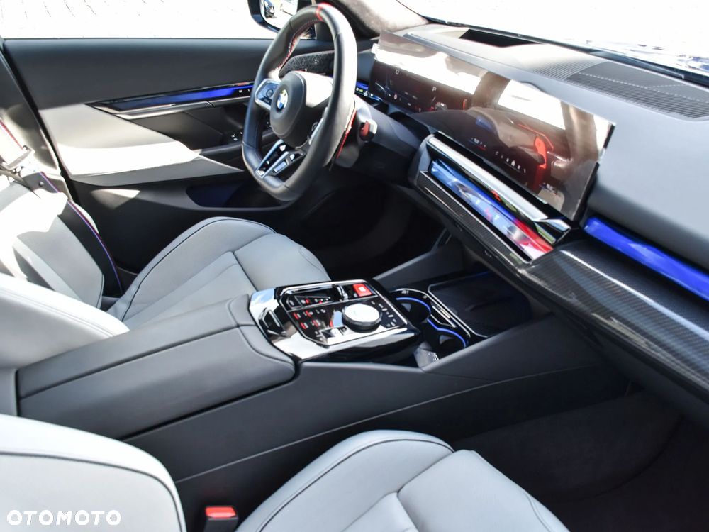 BMW M5 PHEV - 26