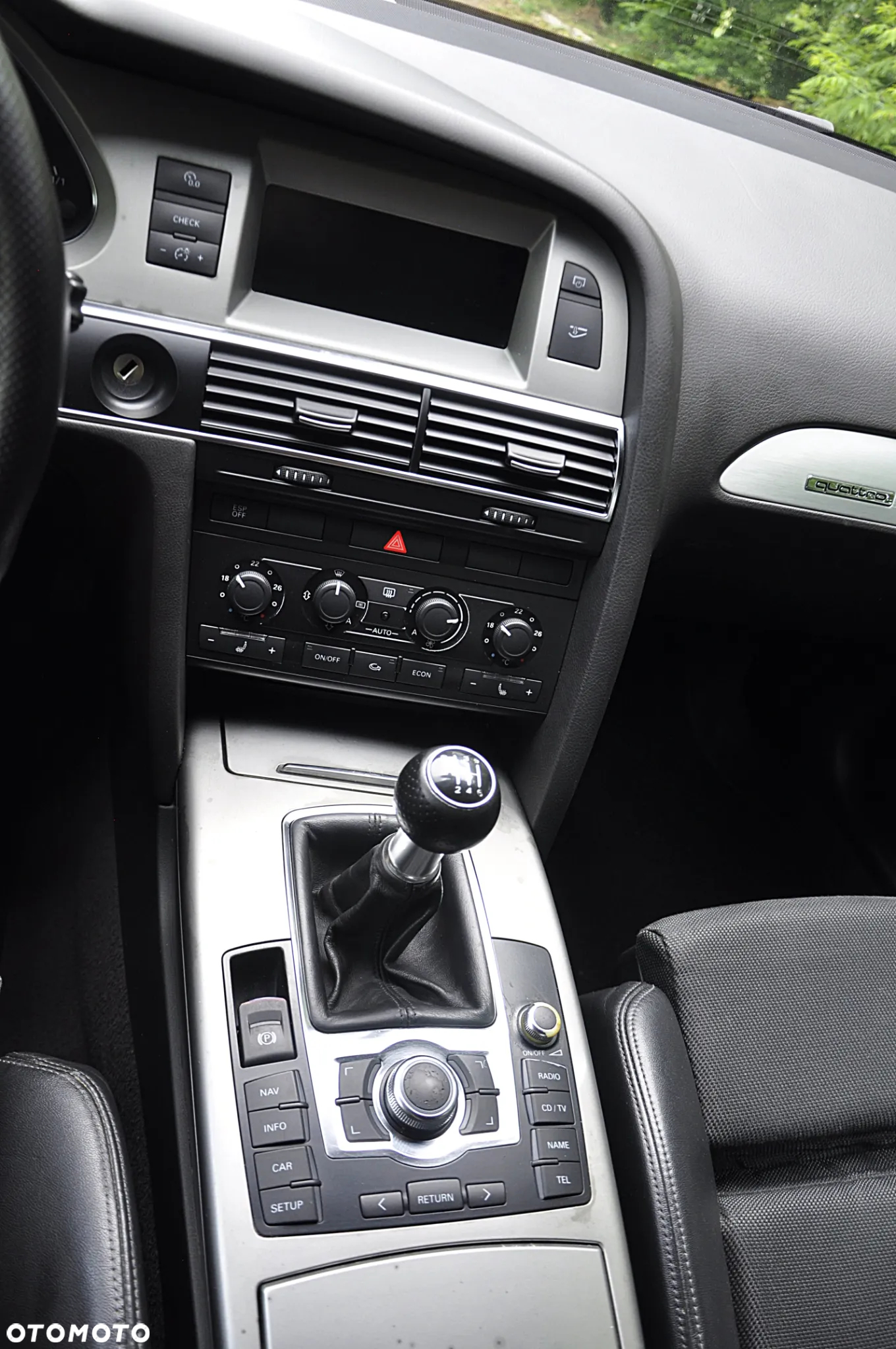 Audi A6 2.4 Quattro - 25