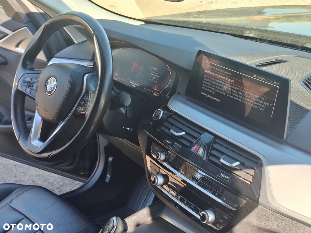 BMW Seria 5 - 13
