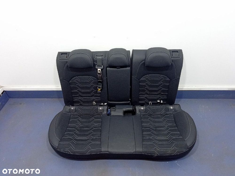 KIA XCEED LIFT 22- KANAPA TYLNA SIEDZISKO PÓŁSKÓRA - 1