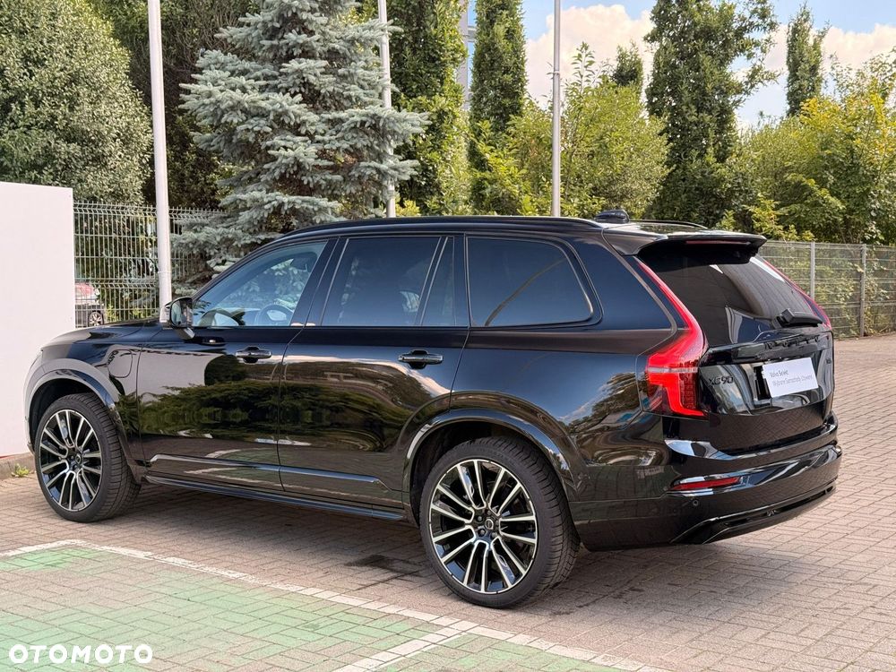 Volvo XC 90 - 9