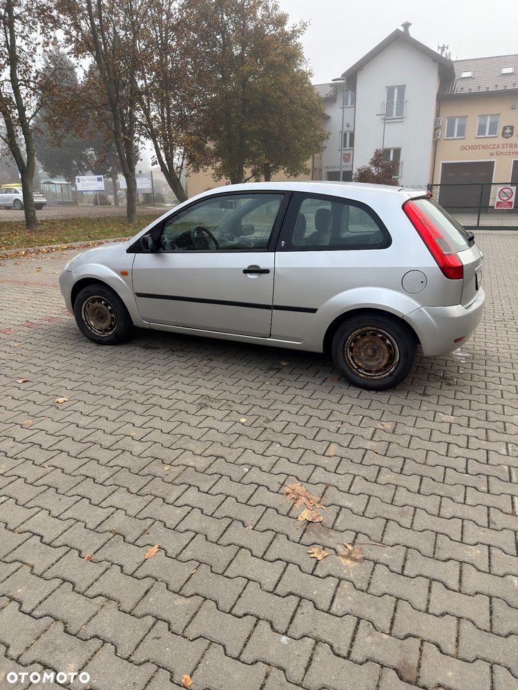 Ford Fiesta - 5