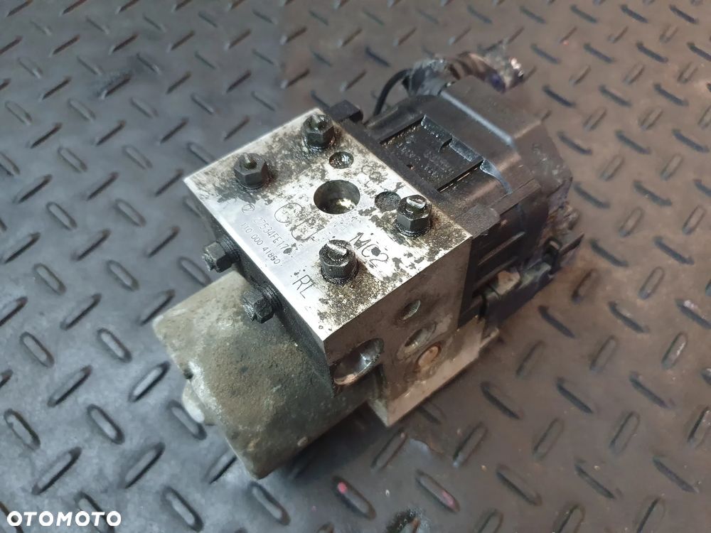 Jednostka sterująca ABS Subaru Impreza II 2004 POMPA ABS 27534FE170 11000041850 - 1