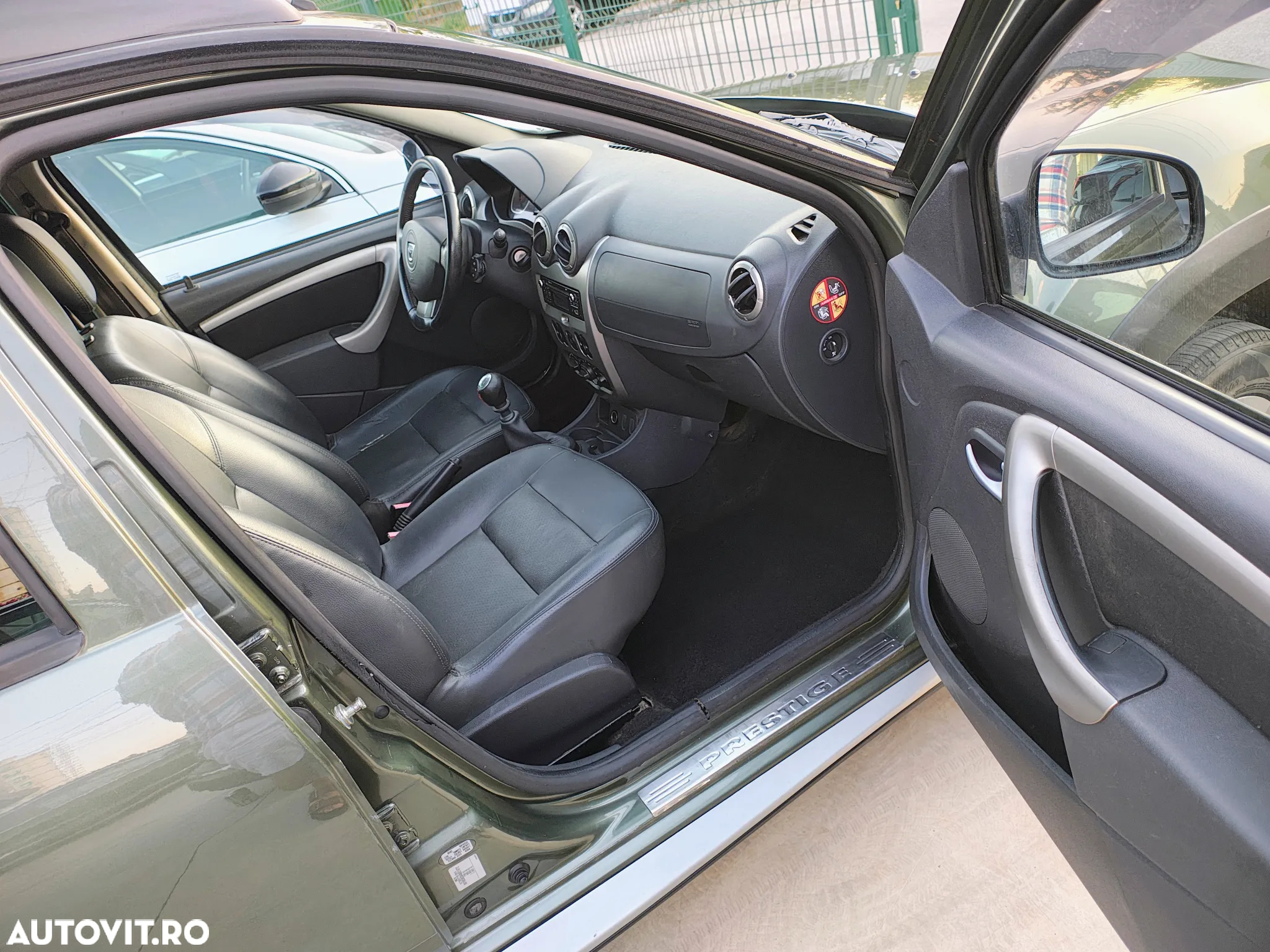 Dacia Duster 1.5 dCi 4x2 Prestige - 13