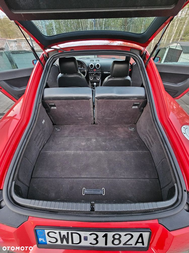 Audi TT Coupé 1.8 T quattro - 10