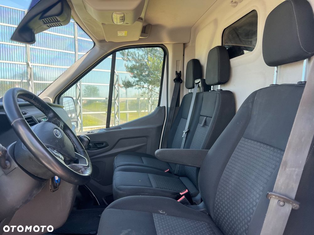 Ford Transit - 19