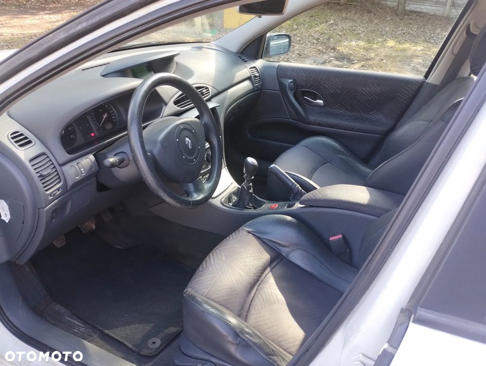 Renault Laguna 2.0 Turbo Privilege - 23